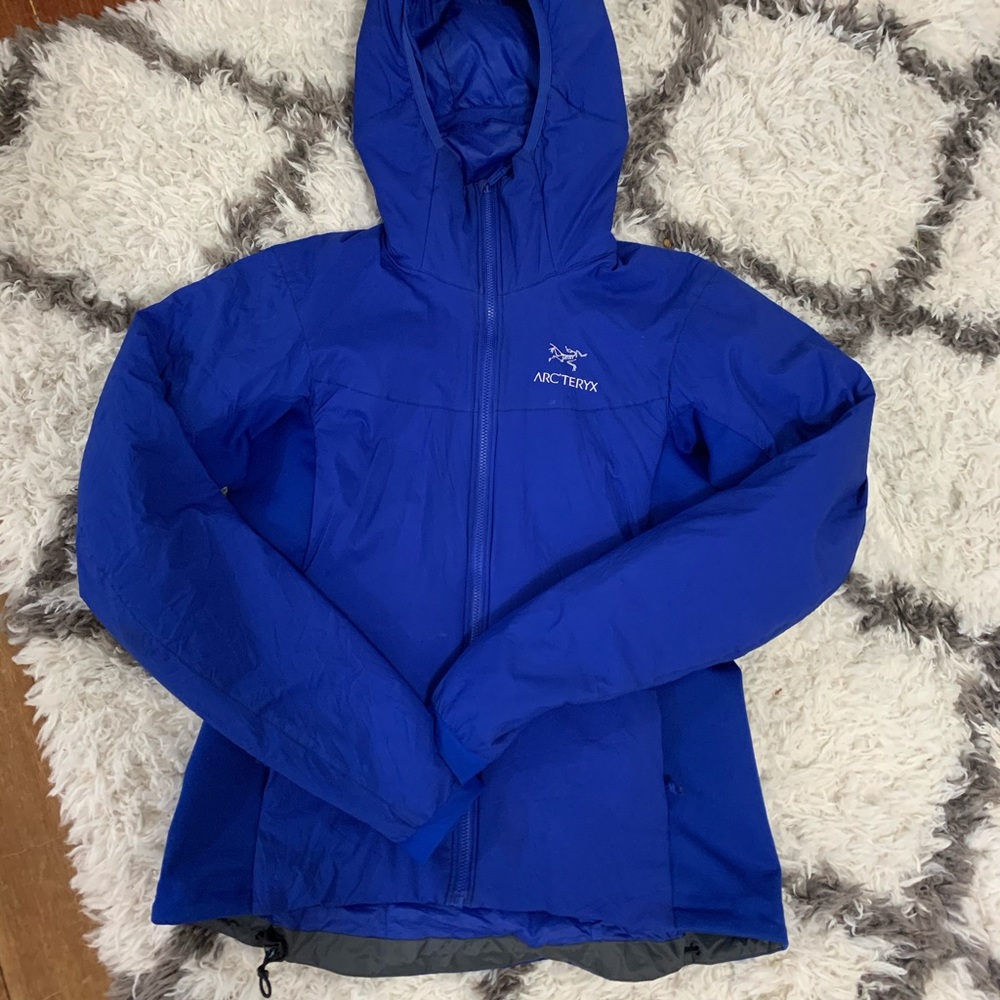 Arc’teryx Atom AR